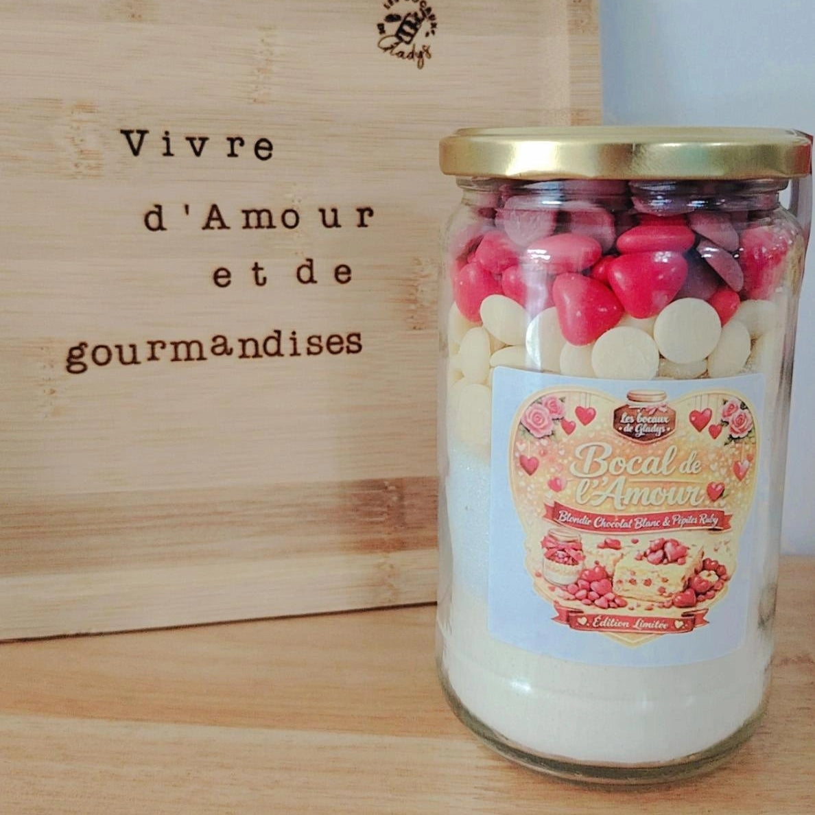 Bocal d’Amour – Brownie chocolat blanc, ruby & cœurs chocolat